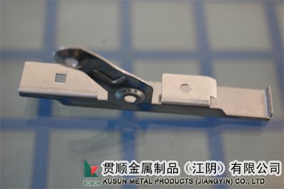 ���~���AƬ