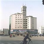 �Ͼ����O��